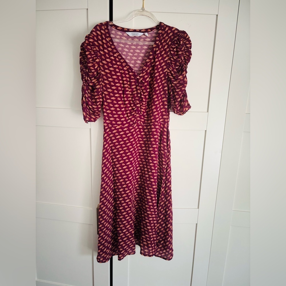 & Other Stories Burgundy and Pink Mini Car Print Short Sleeve Midi Dress Size 4